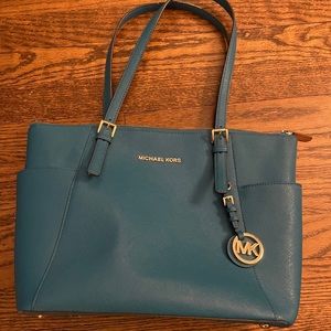Michael Kors East West tote